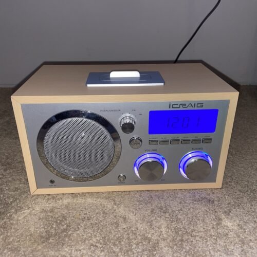 ICraig Retro Alarm Clock Radio CMA3036 iPod Docking Station AC-120V In Beige