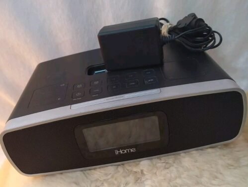 iHOME ALARM CLOCK RADIO FOR iPOD DOCKING STATION MODEL iP90 FOR iPHONE FOR iPAD