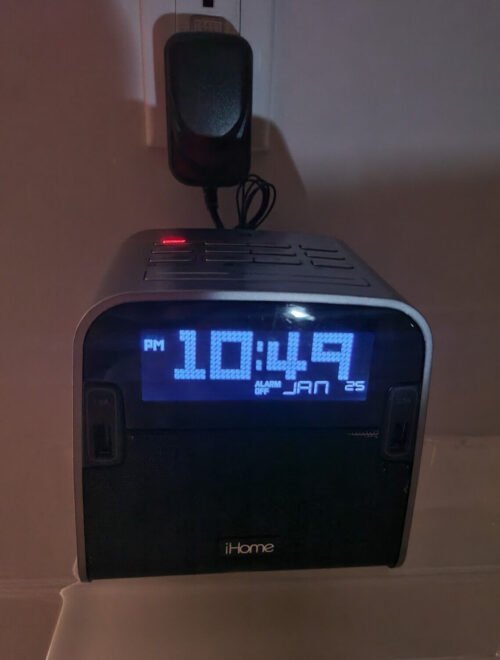 iHome Bluetooth Alarm Clock - Charging Station- Model HBN22