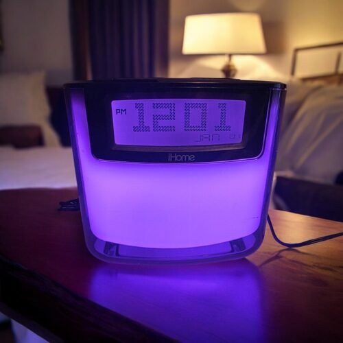 iHome Bluetooth Color Changing Dual Alarm Clock FM Radio USB Charging WORKS