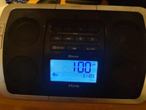 iHome Bluetooth Wireless Alarm AM/FM Clock Radio Speaker System- iHC5S