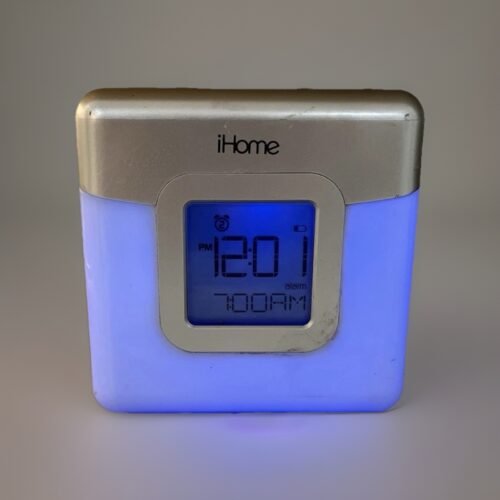 IHome Cubed Color Changing Alarm Clock/ Radio/ iPhone Dock/FM Radio Tested Works