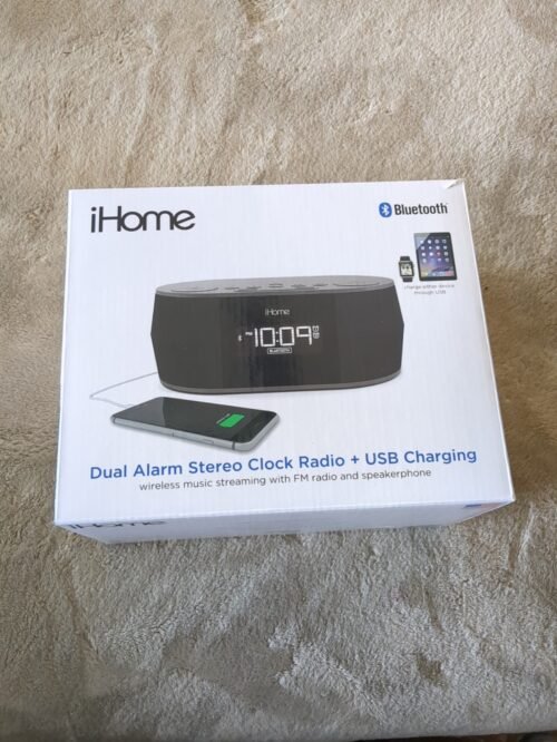 iHome Dual Alarm Stereo Clock Radio-iBT38 Bluetooth USB Charging Alarm