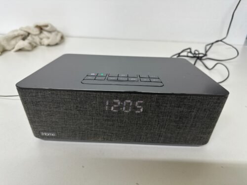 iHome Dual Alarm Stereo Clock Radio + Dual USB Charging + Bluetooth IBT233V2