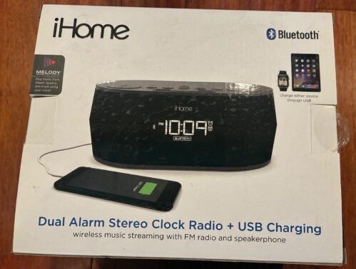 iHome Dual Alarm Stereo Clock Radio + USB charging IBT38G - Brand New in Box