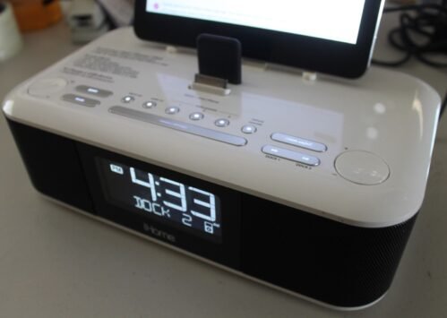 iHome HDL99 White Ipod Iphone Speaker Dock Dual Alarm Clock Radio