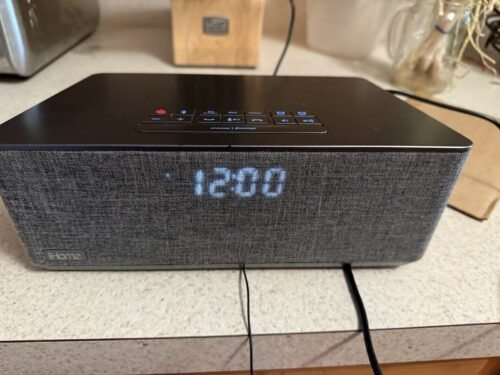 iHome iBT233V2 Bluetooth Dual Alarm FM Clock Radio - Gray tested