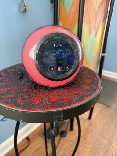 iHome iBT297 Bluetooth Color Changing Dual USB Charging Alarm Clock FM Radio
