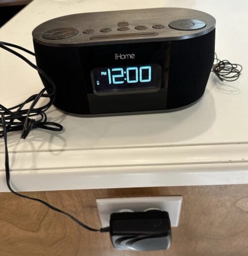 iHome iBT38G Bluetooth Stereo Dual Alarm Clock Radio w/ Power Cord-Tested