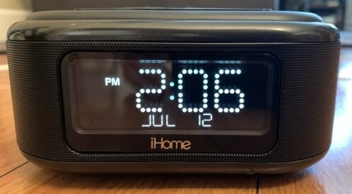 iHome iBTW23 Wireless Charging Bluetooth Alarm Clock with Speakerphone & USB