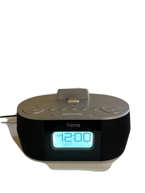 iHome iD38 Dual Charging Stereo FM Clock Radio - Black