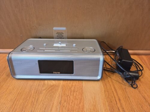 iHome IDL43 Dual Charging Stereo FM Clock Radio W/ Lightning Dock & USB Port