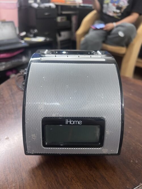 iHome IH110 iPod iPhone Player Alarm Clock Dock Station Black