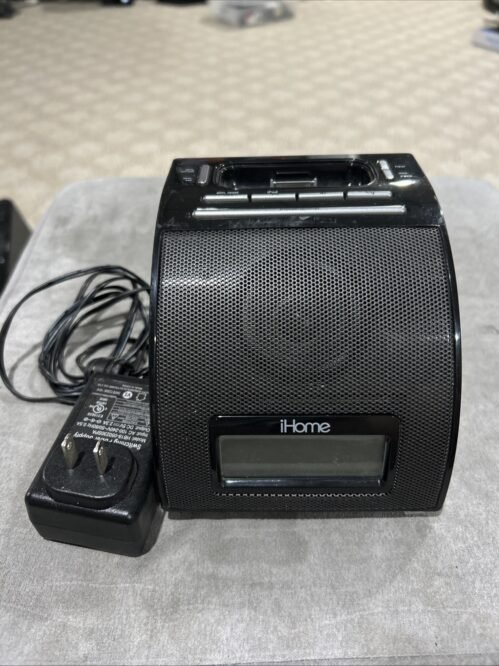 IHOME iP11 Black Docking Station Alarm Clock Charging Station iPhone iPod Works