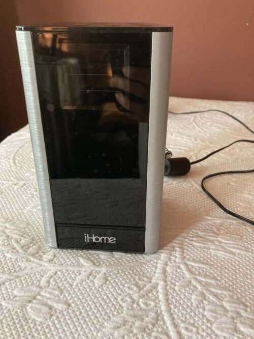 iHome iP39 Kitchen Timer And Alarm Clock Radio Speaker System - Silver