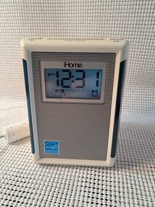 iHome iP40BA FM Alarm Clock & Radio for iPhone/iPod, Yellowed Plastic, Working
