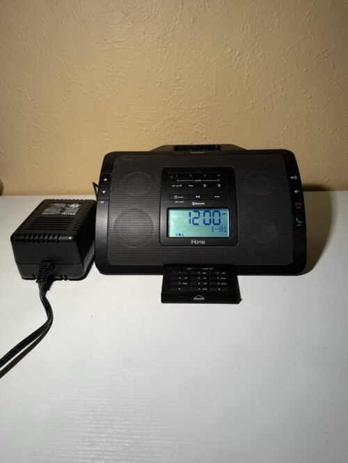 iHome iP47 Bluetooth Alarm Clock Radio w/ Speakerphone & iPod Dock - Tested