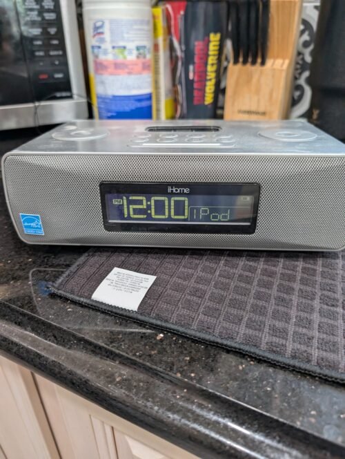 iHome iP87 iPhone iPod Docking Station Dual Alarm Clock Radio
