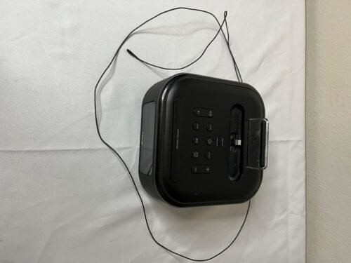 iHome iPL23 Alarm Clock With FM Radio & Lightning Dock