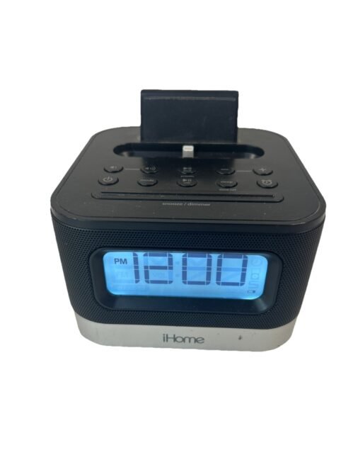 iHome iPL8 FM Clock Radio with Lightning Dock for iPhone / iPod WORKS GREAT