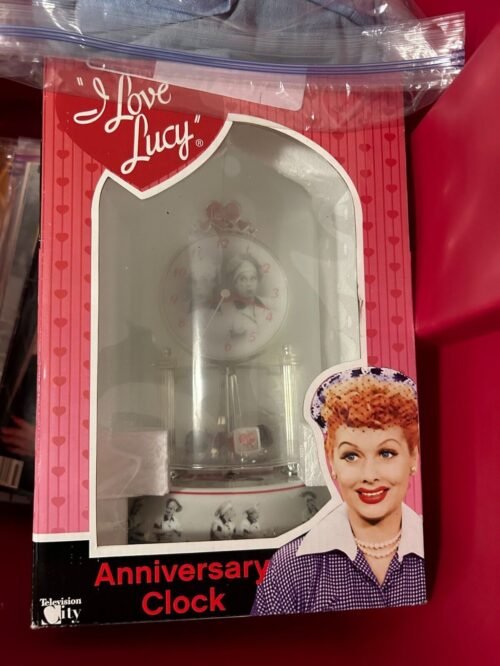 "i Love Lucy" Anniversery clock only one!!
