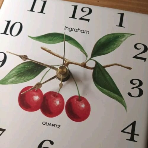 Ingraham Ceramic Mexico Tile Wall Clock Oak Frame Cherry Cherries Retro Works