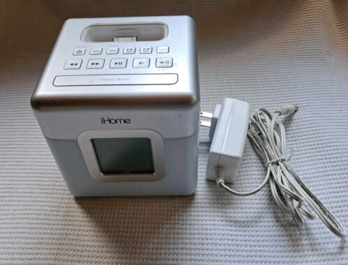 Ip18 iPod/iPhone Color Changing Dual Alarm Clock Speaker System By Ihome