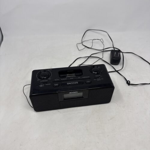 Jensen Digital AM/FM Radio/Alarm Clock/Docking Station For iPod Model JIMS-100