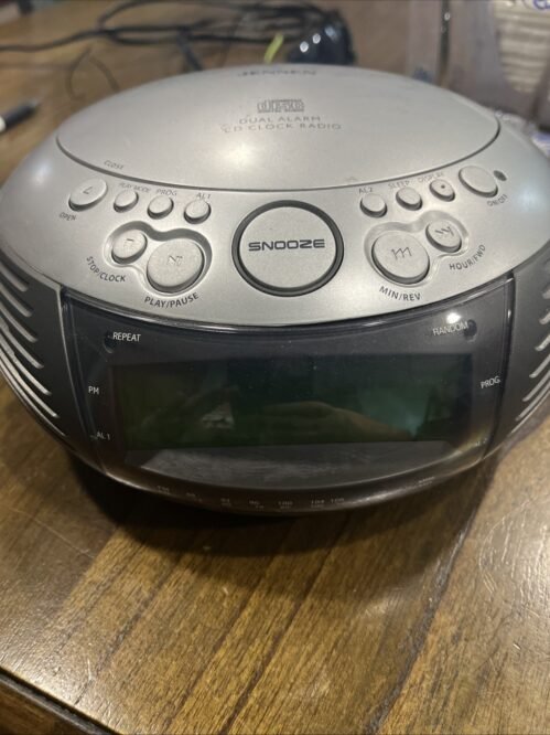 Jensen Dual Alarm CD Clock Radio JCR-332 Tested And Works