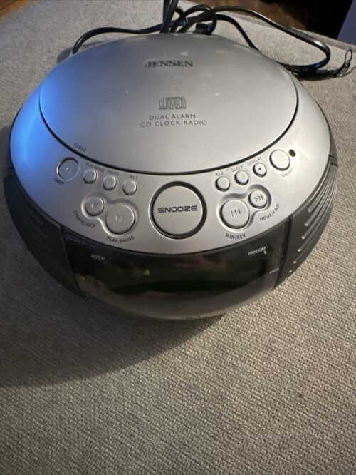 Jensen Dual Alarm CD Clock Radio JCR-332 Tested And Works
