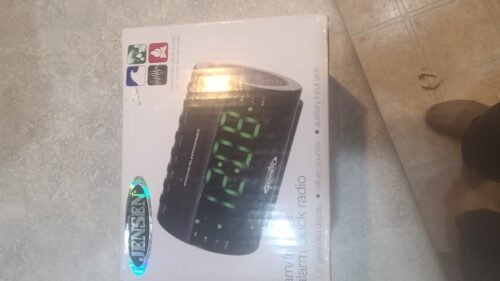 JENSEN Dual Alarm Clock AM/FM Stereo Radio with Top Loading CD Player JCR-310