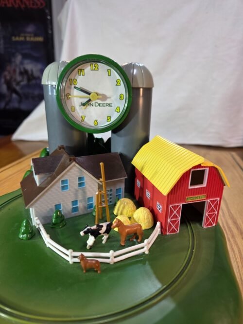 John Deere Farm House & Barn Alarm Clock, Sounds & Animals No Tractor