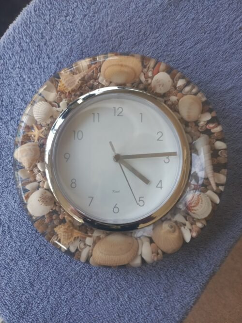 KIRCH Lucite Acrylic Wall Clock Seashells Retro Nautical Tested/Working Beachy
