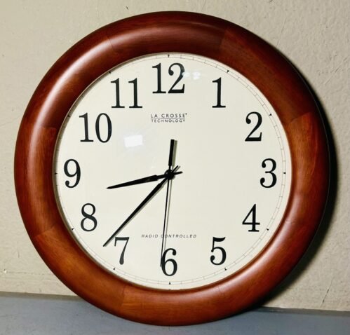 La Crosse Technology 12.5” Cherry Wood Atomic Clock Radio Controlled WT-3122