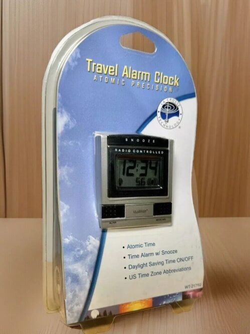 La Crosse Technology Atomic Alarm Clock Radio Controlled Table Top WT-2171U