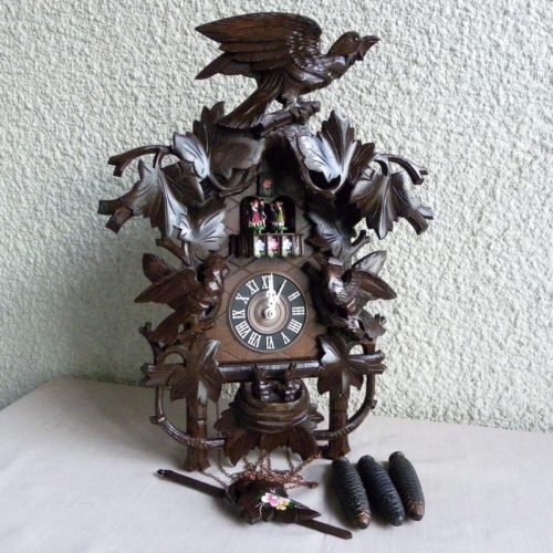 LARGE 20" 1 DAY CUCKOO CLOCK 3 BIRDS 10 LEAVES AND NEST BLACK FOREST GERMANY