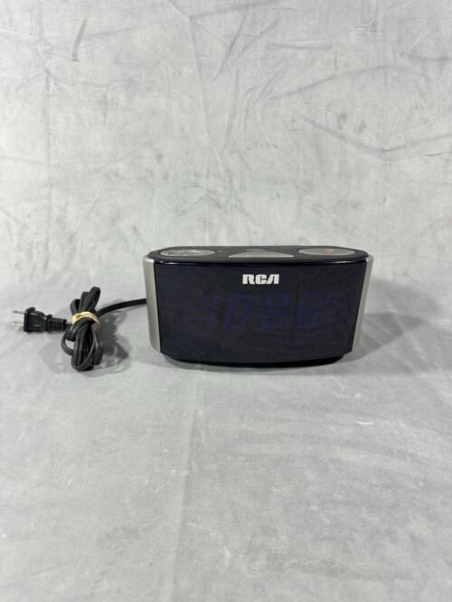 Large Format Blue Digital Display RCA Radio Alarm Clock RP3720A