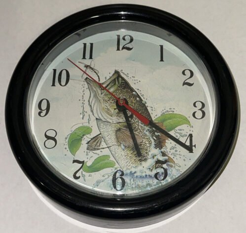 Large Mouth Bass Clock Acu-Rite 1993 Fishing Wall Hanging Cabin Shed Garage USA
