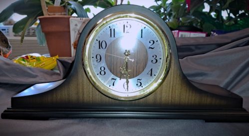 Linden Mantle Electronic/Mechanical Movement Super Clean!