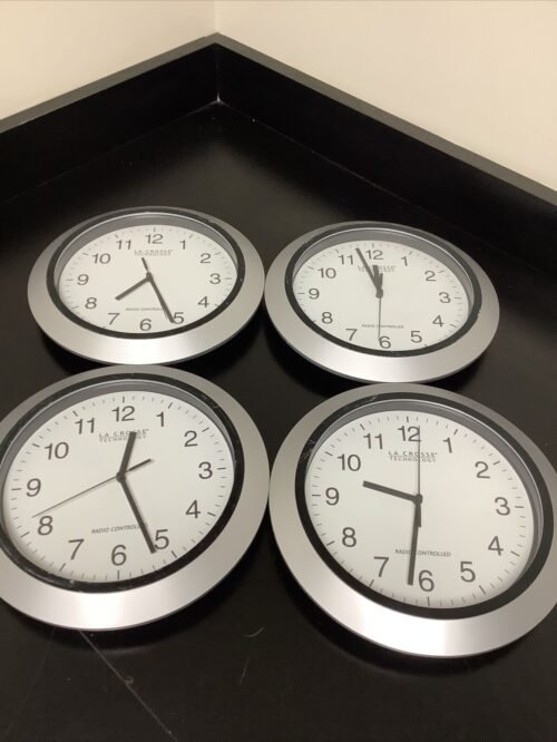 Lot Of 4 La Crosse Technology Radio Controlled Round Wall Clock WT-3129S