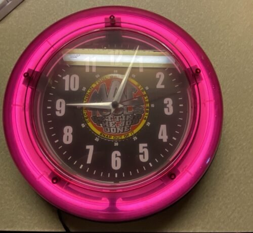Mac Tools 11"Retro Light-up Electric /Battery Wall Hang Clock Man Cave Very Nice