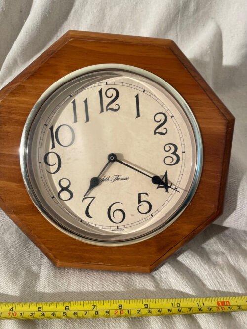 MCM 1981 Seth Thomas Quartz Wall Clock Vintage Octagon Brown Wooden Frame 10"