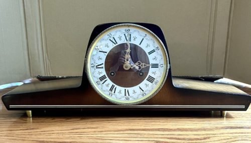 MCM Franz Hermle Wooden German Windup Mantle Buffet Table Clock 4/refurb SEE Vid