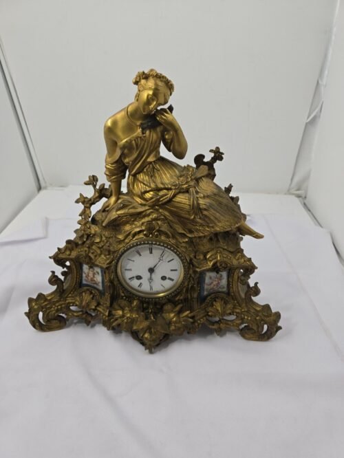MEDAILLE D'ARGENT MANTLE CLOCK Does Not Run