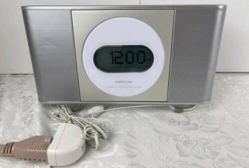 Memorex Digital Stereo Clock Radio AM/FM Dual Alarm Front Load CD Player MC7101