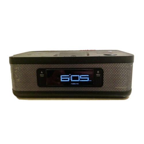 Memorex MI4703PBLK iPhones And iPod Dock Radio Alarm Clock Tested & Working