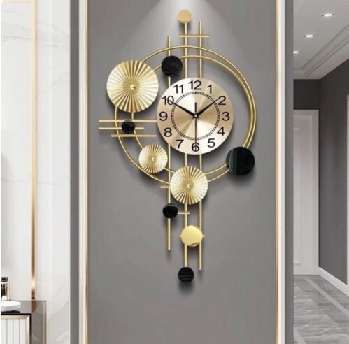 Modern Gold Geometric Wall Clock with Metal Art Design