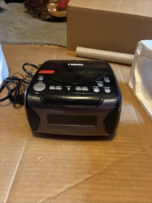 NAXA Digital Alarm Clock Radio With CD Player & USB Charge Port