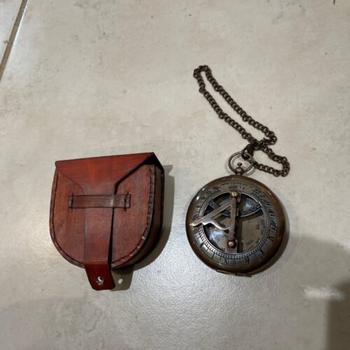 NEOVIVID Brass Sundial Compass with Leather Case and Chain NWOT