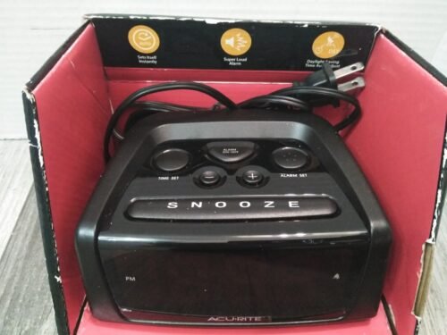 NEW 5.4-inch Intelli-Time Alarm Clock with Loud Alarm MODEL #13019W (READ)